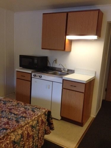 Angola Motel